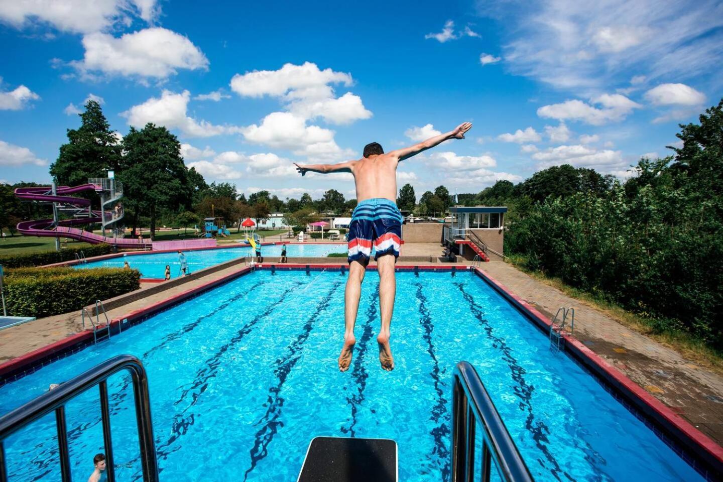 'Relax Lodge Sea' - Wellness Lodge In Zeeland - Private Sauna - Airco - Garden - Outdoor Swimming Pool - Free Wifi, Towels & Bed Linen Heinkenszand Exterior photo